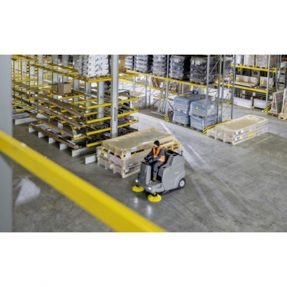 KM 100120 R Bp ride-on vacuum sweeper4.jpg KM 100120 R Bp ride-on vacuum sweeper4.jpg