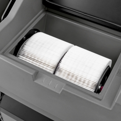 KM 100120 R Bp ride-on vacuum sweeper6.jpg KM 100120 R Bp ride-on vacuum sweeper6.jpg