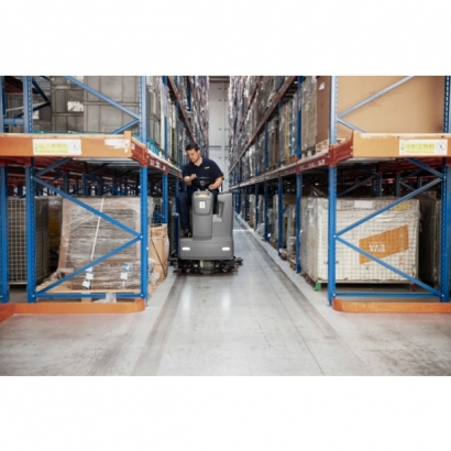 ride-on scrubber drier with disc brush4.jpg ride-on scrubber drier with disc brush4.jpg