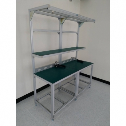 working table2.jpg working table2.jpg